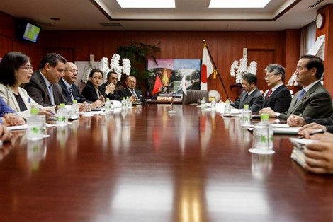 تعزيز التعاون في مجالي الفلاحة والصيد البحري محور مباحثات بطوكيو بين السيد أخنوش ونظيره الياباني