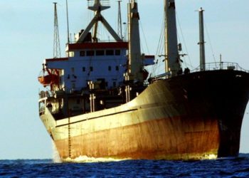 المغرب يرد على احتجاز سفينته بجنوب إفريقيا
