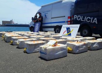 حجز 1,2 طن من الكوكايين كانت على متن سفينة فنزويلية في أعالي البحار بإسبانيا