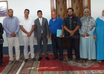 عامل إقليم الجديدة يلتقي فعاليات و مهنيّ قطاع جني الطحالب