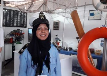 ايمان و أمال تجربتان مختلفتان يوحدهما التحدي لولوج مهن البحر