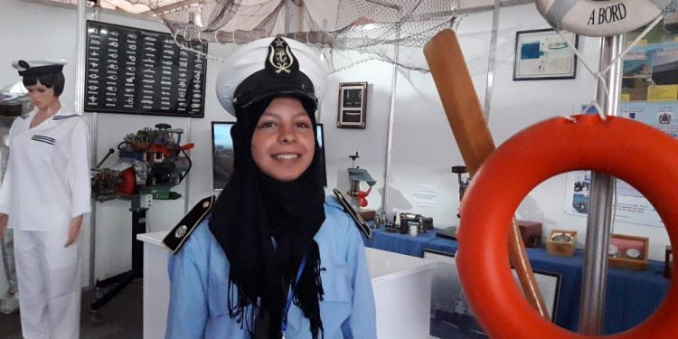 ايمان و أمال تجربتان مختلفتان يوحدهما التحدي لولوج مهن البحر