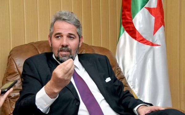 وزير الصيد البحري الجزائري يعد برد الاعتبار  لقطاعه.