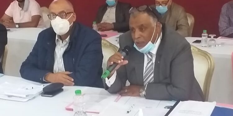 العربي مهيدي يشيد بمبادرة تنظيم حزب الاستقلال ليوم دراسي حول الصيد البحري.