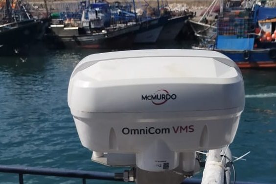 مركب الصيد الساحلي “دار الكرم” أول مستفيد من ربط VMS مع ايريديوم.