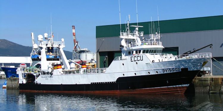 البحر يبتلع 21 بحارا بعد غرق سفينة اسبانية في المحيط الاطلسي