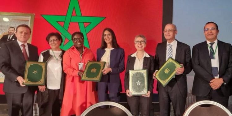المغرب و البنك الإفريقي للتنمية يوقعان على الوثيقة القانونية لمشروع تشييد ميناء الناظور غرب المتوسط