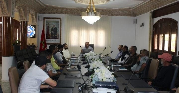 عبد الاله الشايب يقود سفينة البوغاز لربابنة الصيد بالجر غرب المتوسطي