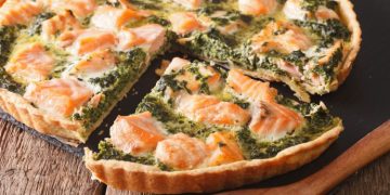 فطيرة السمك بالسبانخ