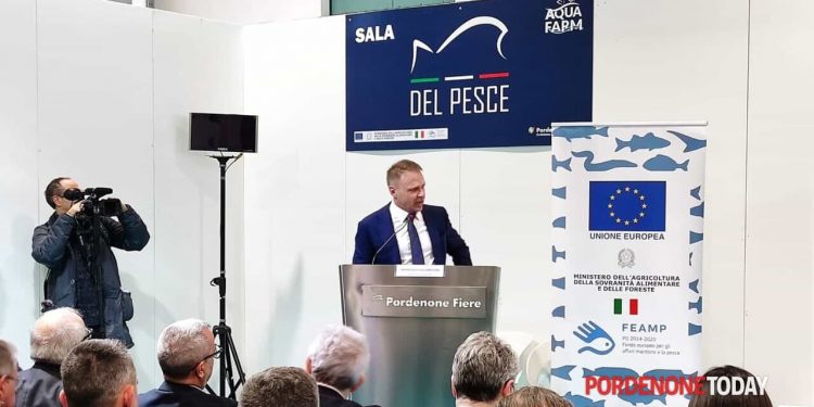 ايطاليا ضد حظر الصيد بشباك الجر