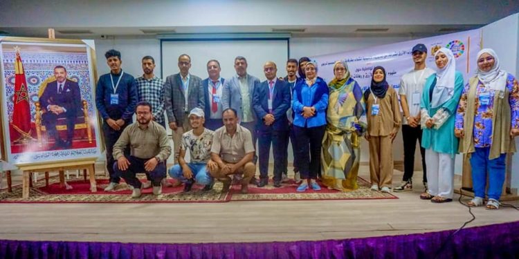 طرفاية: خبراء يستعرضون الخطة الوطنية للاقتصاد الأزرق من أجل تنمية مستدامة