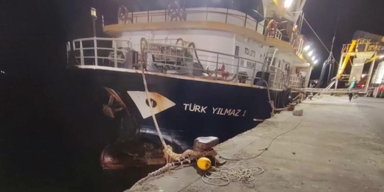 موريتانيا: نشطاء يتهمون جهات بحماية سفن صيد تركية تمارس القرصنة