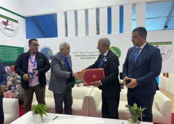 الكنفدرالية المغربية لارباب سفن و معامل السمك السطحي (COMAIP) وفدرالية الصيد البحري الموريتانية توقعان على مذكرة تفاهم بشأن الصيد المستدام.