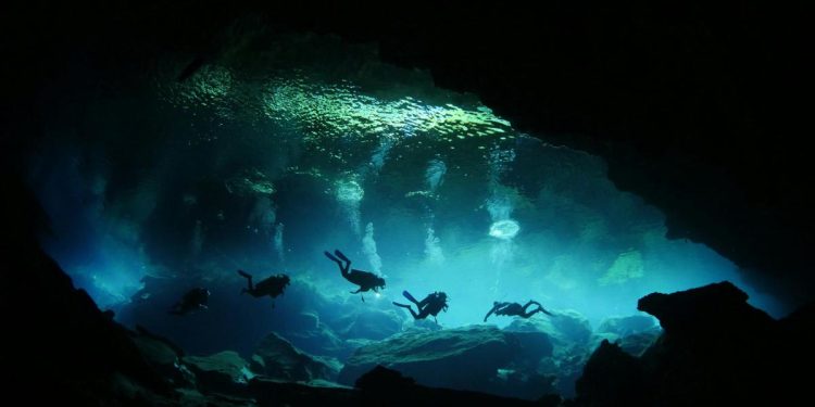 اكتشاف موقع نادر تحت المحيط الاطلسي عمره حوالي مليوني سنة