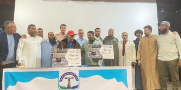 بوجدور : جمعية المحيط تكرم”المعطي خير” قيدوم مهني الصيد البحري