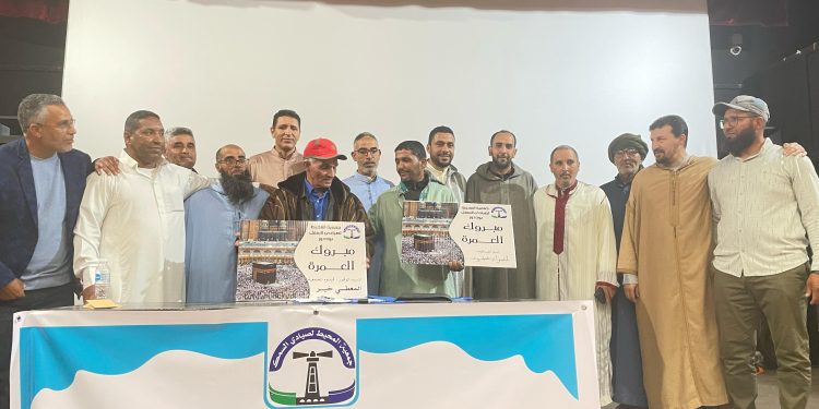 بوجدور : جمعية المحيط تكرم”المعطي خير” قيدوم مهني الصيد البحري 