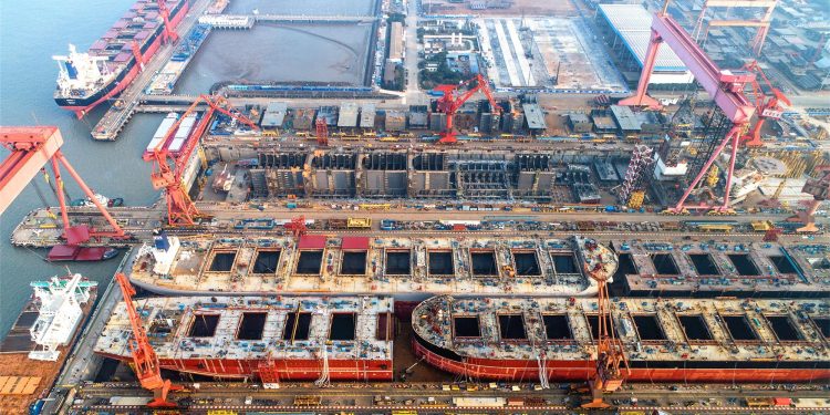 واشنطن تدين عقوبات بكين على عملاق بناء السفن الكوري (هانوا أوشن)