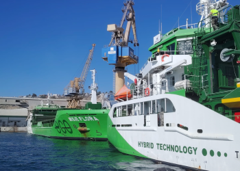 ميناء اسفي يستقبل باخرتين “أيكولوجيتين” للمساهمة في البحوث العلمية بالسواحل المغربية والأنظمة الإيكولوجية العابرة للحدود