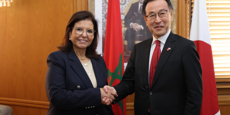 في إطار تعزيز دينامية الشراكة الثنائية في مجال الصيد البحري بين المغرب واليابان، السيدة زكية الدريوش، تجري مباحثات مع سفير اليابان، سعادة السيد ناكاطا ماساهيرو،