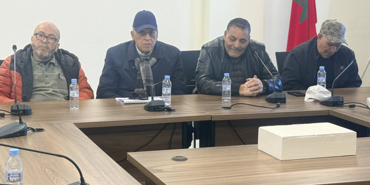 اجتماع التشاوري بميناء آسفي لعدد من المجهزين وربابنة الصيد الساحلي بمختلف أنواعه، يعلنون رفضهم التام للصيغة المقترحة لمشروع التعاقد “مجهز – بحار”