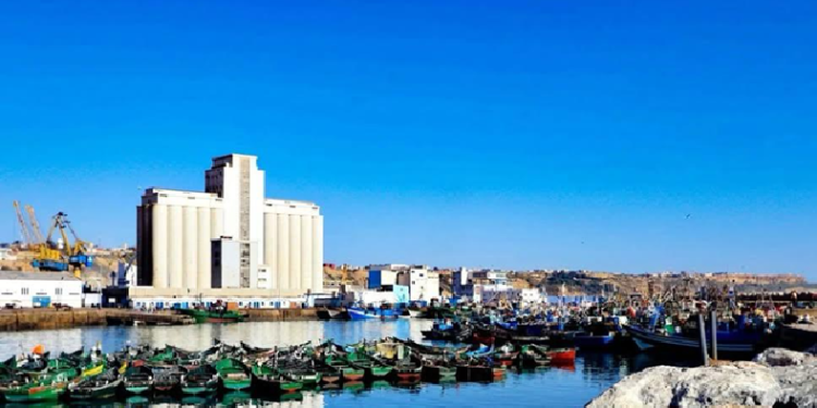مهنيّو الصيد البحري بآسفي يطالبون بتدخل عاجل لإنقاذ القطاع من الركود والخسائر