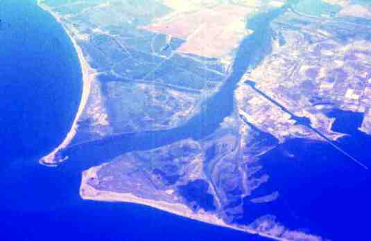 ضخ الغاز من منصة في البحر الابيض المتوسط يهز “ديلتا دي ليبرو” في شرق إسبانيا”