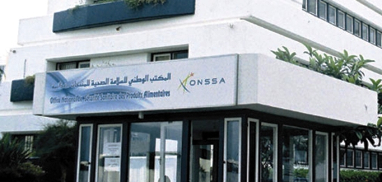 مهنيو الصيد الساحلي و تجارة السمك بجهة وادي الذهب الكويرة يطالبون باعادة النظر في قرار فرض رسوم الشهادة البيطرية