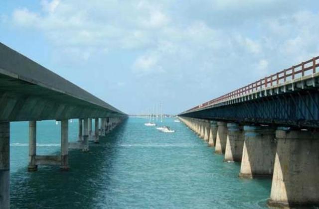 أمريكي يلقي طفلته في البحر ويقول: “الرب تحدث إلي”””