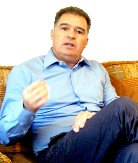 عبد الله الجوط  عضو المكتب التنفيذي للمركز المغربي لحقوق الانسان يشيد بمجهودات المغرب الأزرق في خدمة قضايا الصيد البحري