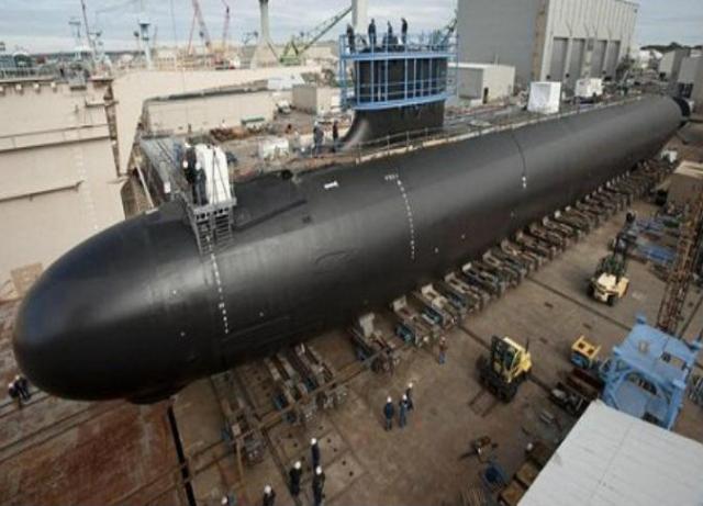 الصين تبني أول غواصة بعمق 11 ألف متر