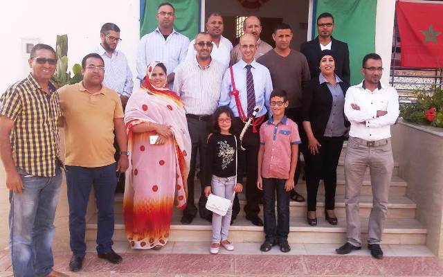 موظفو مندوبية الصيد البحري بسيدي افني يكرمون عبد الخالق الساعدي