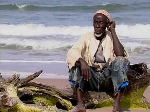 صيادون سينغاليون يعلقون بموريتانيا بعد ضبطهم بالمياه المغربية