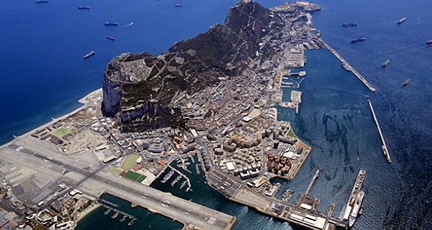 تدريبات بميناء طنجة المتوسط على مواجهة الازمات البحرية بجبل طارق