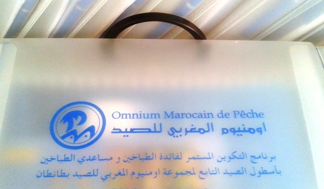 اومنيوم المغربي للصيد بطانطان تتحقق السبق بالانخراط في برنامج تكوين الطباخين على متن اسطولها في الصيد