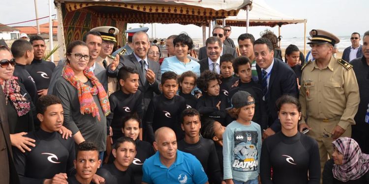 افتتاح أول أكاديمية لركوب الموج بأكادير