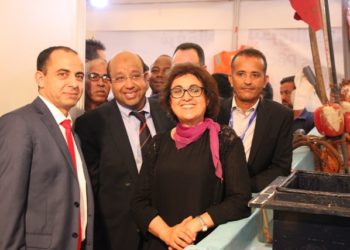 وزيرة الصناعة التقليدية و الاقتصاد الاجتماعي و التضامني تشيد بدور الصيد التقليدي في حماية البيئة
