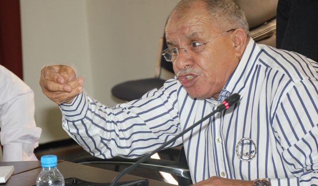 مداخلة محمد اوملودخلال اللقاء التواصلي حول التحفيزات الضريبية بأكاديرر
