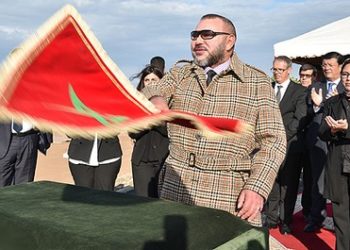 الملك يعطي انطلاقة أشغال إعادة تهيئة كورنيش عين الذئاب