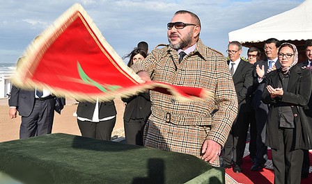 الملك يعطي انطلاقة أشغال إعادة تهيئة كورنيش عين الذئاب