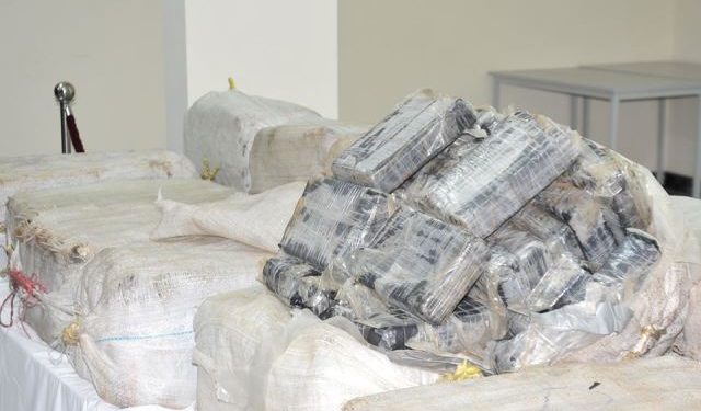 نجل ملياردير مشهور بطنجة مبحوث عنه في قضية «كوكايين الداخلة»