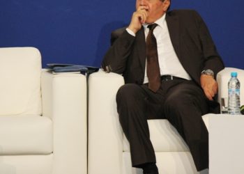 ناشط بيئي يطالب بالتحقيق في شحنات زيوت السمك تلج ميناء طانطان