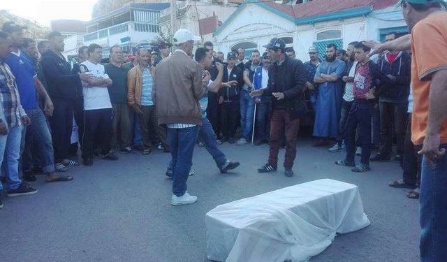 ٍاستطلاع: تقسيم هبة ملكية يتسبب في احتجاجات وسط بحارة صيد الأسماك السطحية بميناء الحسيمة