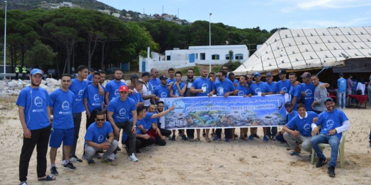 ابطال الفنيدق ينظمون ورش إيكولوجي متميز بشاطئ و بحر منطقة الدالية