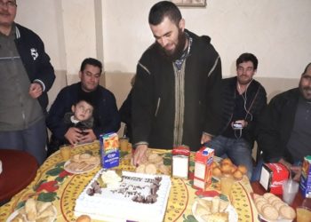 تهنئة لعادل الزناكي  رئيس جمعية البحارة و الصيادين بميناء الحسيمة
