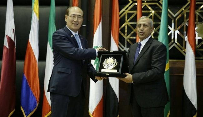 المنظمة البحرية الدولية تشيد بالاكاديمية العربية للعلوم والتكنولوجيا والنقل البحرى