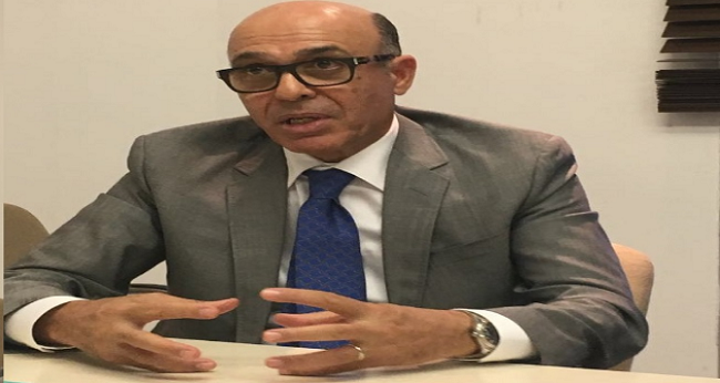 جواد الهلالي يهنئ سيدي المختار الجماني رئيس غرفة الصيد البحري بالداخلة