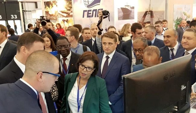 عزيز أخنوش يفتتح الرواق لمغربي في معرض سي فوود روسيا