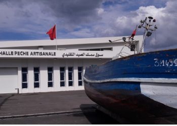 بعد أشهر من تدشينه من طرف الملك، سوق السمك بميناء طنجة لايزال موصد الابواب