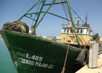 فيديو احتجاز الباخرة بعرض مياه راس الماء بالسعيدية