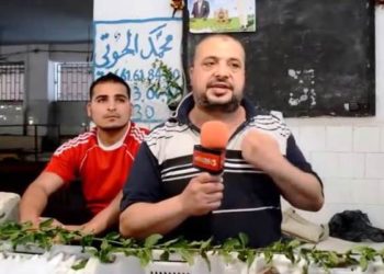 طارق يحيى يتشاجر مع رئيس تجار سوق السمك بالمركب التجاري والأخير يهدد بمقاضاته
